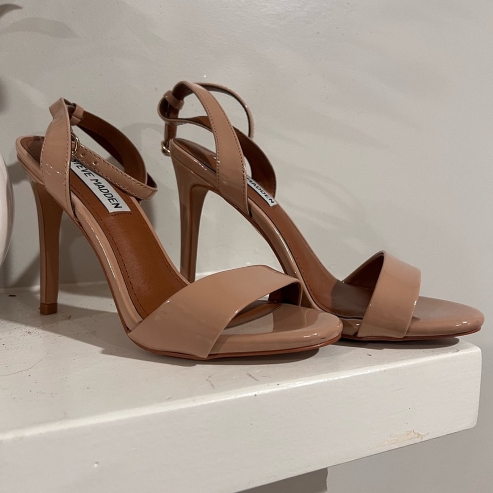 Steve Madden Reno Heels